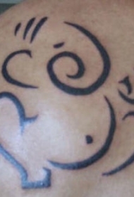 肩部黑色简约甘尼萨的纹身图片