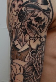 肩部老派风格的恐怖骷髅夫妇纹身图案