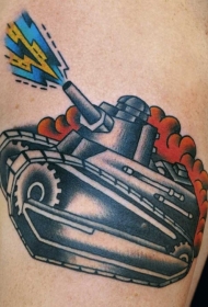 肩部老流派彩色小坦克纹身图案