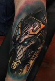 手臂彩色星际争霸主题的神族战士纹身