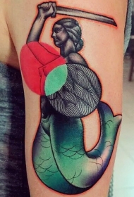 手臂实主义风格彩色美人鱼纹身