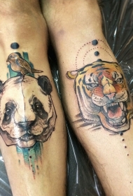 手臂彩色老虎和熊猫头纹身图案