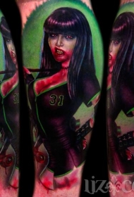 腿部彩色恐怖女吸血鬼纹身图片