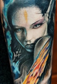 手臂彩色性感女性头像纹身图案
