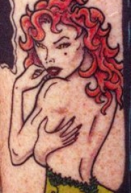 插画风性感红头发的女人纹身图案