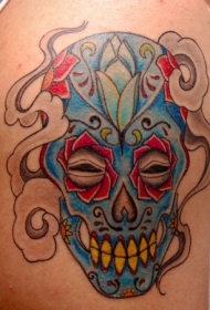 墨西哥本土五彩微笑骷髅纹身图片