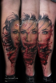 腿部恐怖电影彩色吸血鬼女人纹身图案