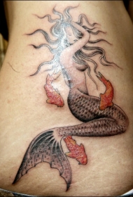 腰侧彩色美人鱼锦鲤鱼纹身图片
