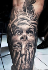 腿部灰色逼真的耶稣人物纹身图案