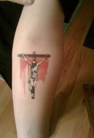 手臂彩色耶稣十字架纹身图片