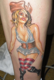 腿部彩色海盗女人纹身图片