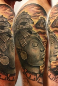肩部黑灰色石头玛雅雕像纹身图案