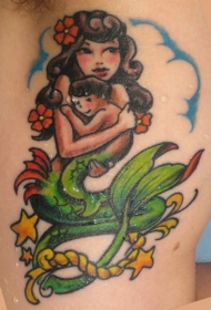 腰侧彩色美人鱼和儿童纹身图片