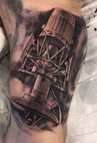 男性手臂棕色现实太空船纹身图案