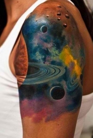 可爱的小太阳系肩部纹身图案