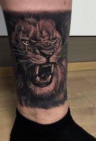 腿部逼真的写实风格狮子吼纹身图案