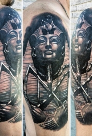 肩部黑棕色埃及法老雕像纹身图片