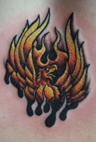 手臂彩色小凤凰在火焰纹身图案