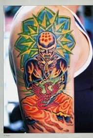 肩部彩色印度教僧侣纹身图片