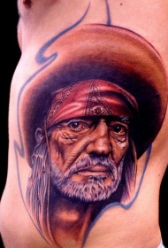 现实主义风格的彩色腰侧墨西哥老人纹身