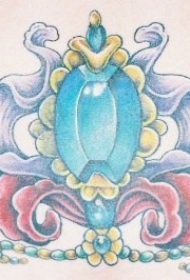 女性腰部彩色装饰宝石纹身图片