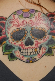 背部彩色糖骷髅与玫瑰纹身图案