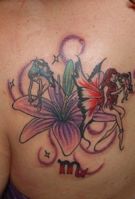 肩部彩色百合花与精灵纹身图片