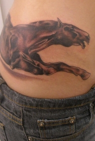 腰部棕色逼真的奔跑马纹身图案