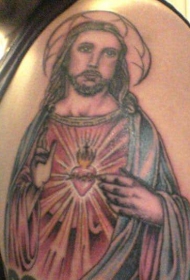 肩部天主教耶稣形象纹身图片
