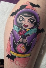 腿部彩色俄罗斯娃娃吸血鬼纹身图案