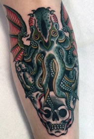 腿部老式的彩色神秘章鱼纹身图案