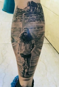 腿部灰色奔跑男子在沙漠纹身图案