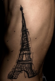 腰侧黑色倾斜埃菲尔铁塔纹身图案