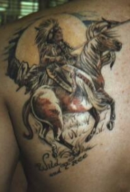 肩部棕色印度人骑马纹身图案
