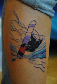 腿部插画风格的彩色滑雪板纹身图案
