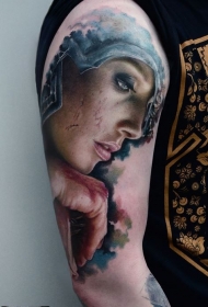 肩部彩色血腥女人肖像纹身图案