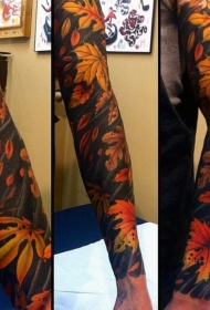 花臂彩色写实秋色叶子纹身图案