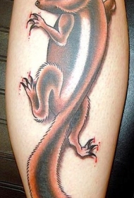 腿部彩色松鼠纹身图案