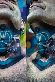男性脖子彩色人类头骨纹身图案