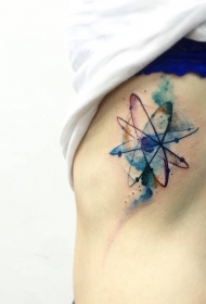 水彩风格的大原子色腰侧纹身图案