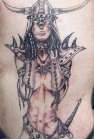腰部裸体女战士纹身图案