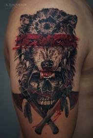 手臂彩色新风格狼与骷髅头纹身图案