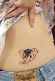 美女腰部可爱的小象纹身图案