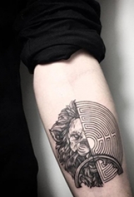 一组个性的纹身黑白灰风格点刺纹身图案