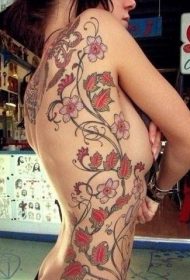个性美女侧腰花蕊图腾纹身图案