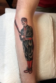 男生手臂上彩绘抽象线条长刀和人物肖像纹身图片