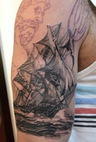 创意个性的霸气大面积帆船纹身图案