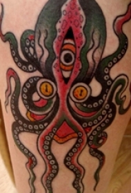 男生大腿上彩绘水彩素描创意霸气搞怪章鱼纹身图片