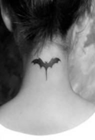 酷黑个性蝙蝠纹身图案