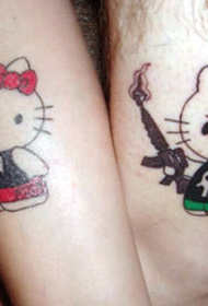 情侣腿部可爱的卡通猫咪彩色纹身图案